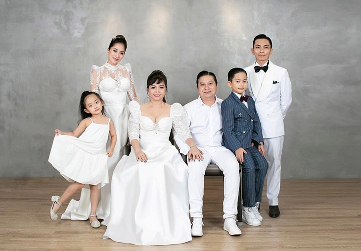 Ảnh vui sao Việt 21-3: Minh Hằng tậu hai nhà mới - Ảnh 7.