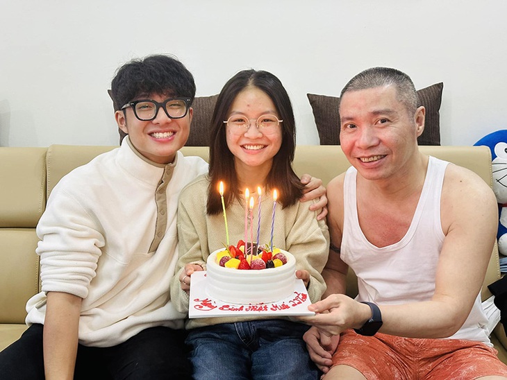 Ảnh vui sao Việt 28-3: Bố con Đàm Vĩnh Hưng vui nhộn - Ảnh 4.