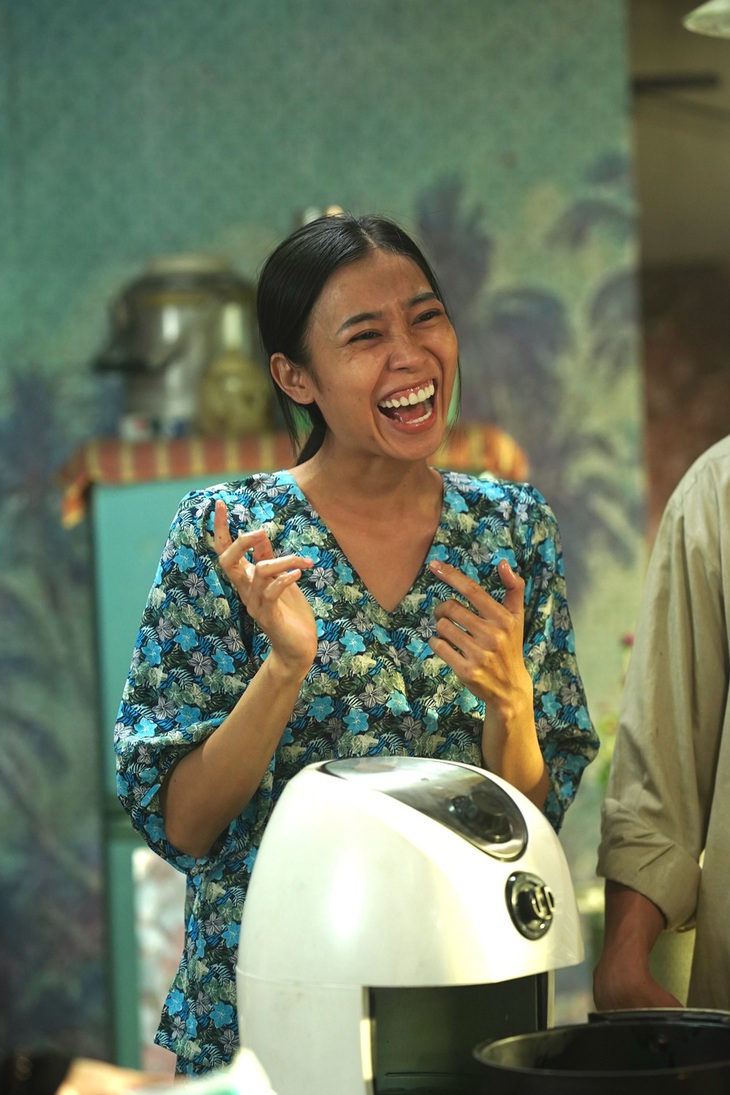 Nguyên Thảo nói gì khi thế chỗ Minh Dự ở Gia đình cục súc bản điện ảnh? - Ảnh 3.