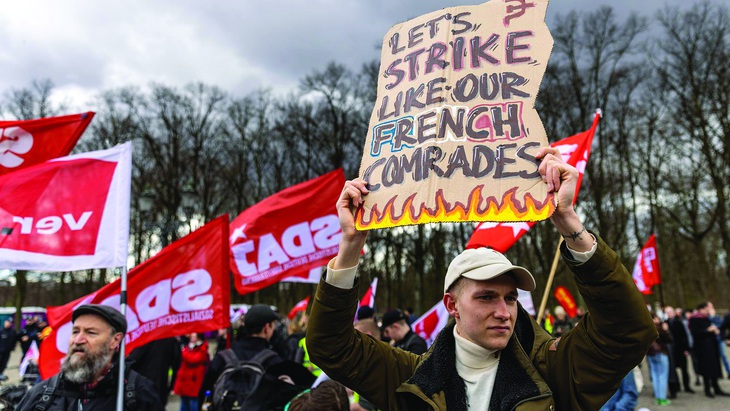 Người Đức tự cảm thấy mình quá hiền lành, đòi được đình công quyết liệt như người Pháp. Ảnh: AFP