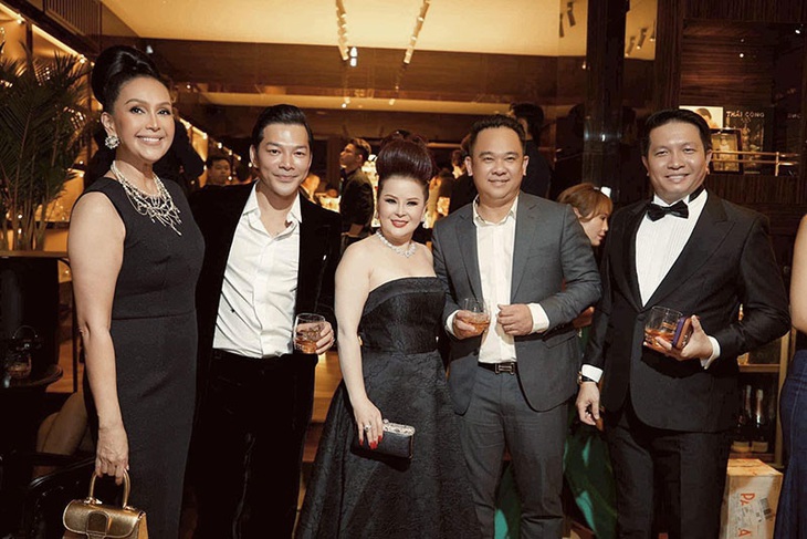 Ảnh vui sao Việt 5-3: Hồ Ngọc Hà đọ sắc cùng Ninh Dương Lan Ngọc - Ảnh 10.