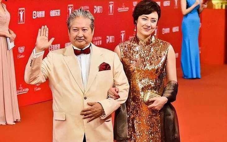 Hồng Kim Bảo và chuyện tình thú vị hơn cả lịch sử điện ảnh: Ly hôn vợ, theo đuổi học viên