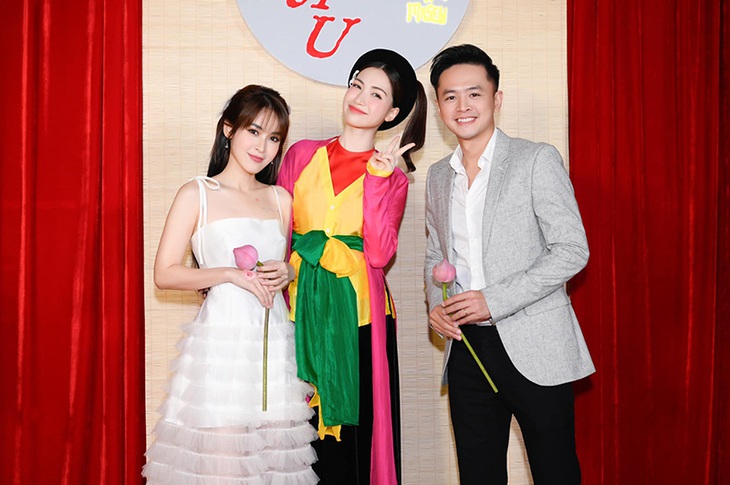 Ảnh vui sao Việt 6-3: Con trai Chi Bảo cool ngầu - Ảnh 5.