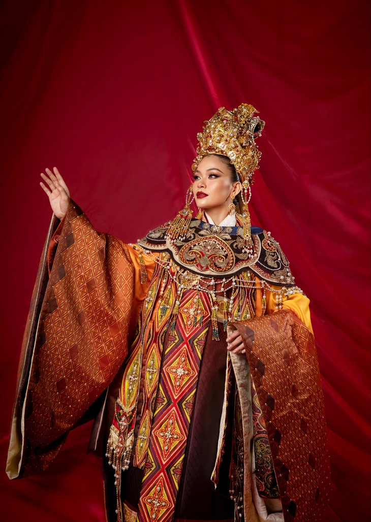 Bầu 9 tháng, Mâu Thủy vẫn hóa thân Nguyên phi Ỷ Lan - Ảnh 7.