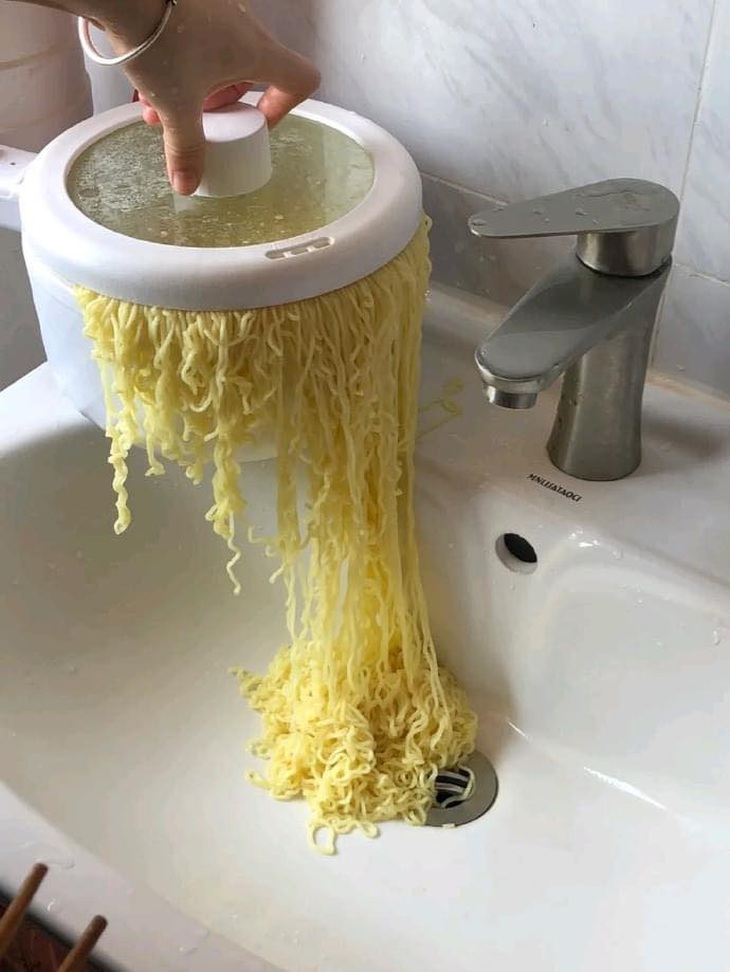 Loạt khoảnh khắc xui xẻo khiến bạn khó nhịn được cười (P2) - Ảnh 10.