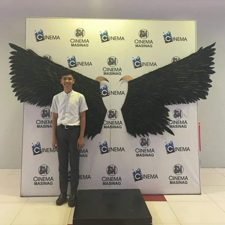 Ảnh vui 24-4: Sen lơ ngơ đăng tìm boss ngáo bị lạc - Ảnh 4.