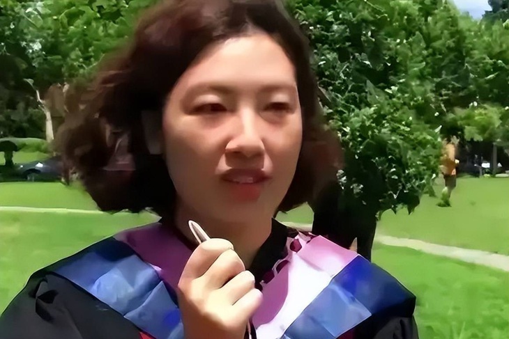 Nữ tiến sĩ 41 tuổi chọn bạn đời theo 11 tiêu chí... trên trời - Ảnh 1.