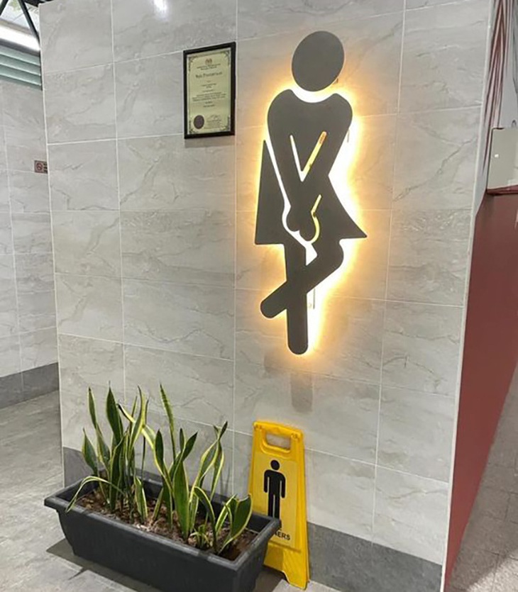 Ảnh vui 27-4: Té ngửa với bên trong trái mít được bảo vệ tận răng - Ảnh 4.