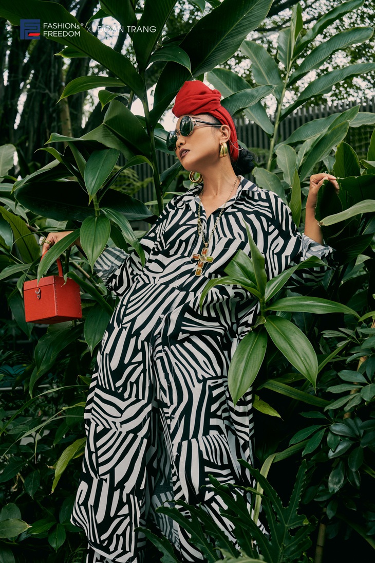 Đoan Trang tung bộ sưu tập thời trang, nhìn thôi đã thấy hè tới cận kề rồi! - Ảnh 1.