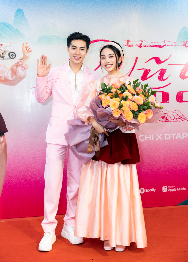 Đàm Vĩnh Hưng, Võ Hạ Trâm, Jack Long ủng hộ Phương Mỹ Chi lột xác - Ảnh 3.