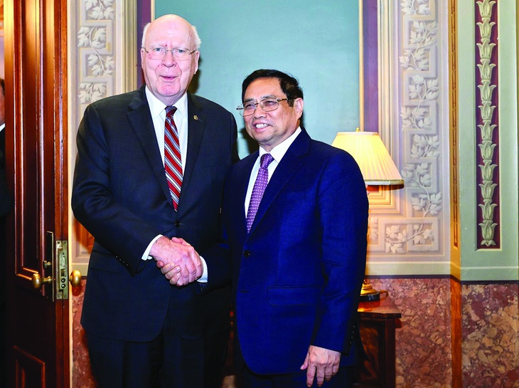 Thủ tướng Việt Nam Phạm Minh Chính gặp Thượng nghị sĩ Patrick Leahy ở Mỹ tháng 5-2022. Ảnh: Nhật Bắc
