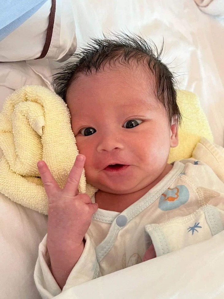 Ảnh vui 3-4: Mất 5 phút tôi mới nhận ra sự khác biệt ở đâu - Ảnh 3.