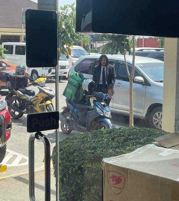 Ảnh vui 3-4: Mất 5 phút tôi mới nhận ra sự khác biệt ở đâu - Ảnh 4.