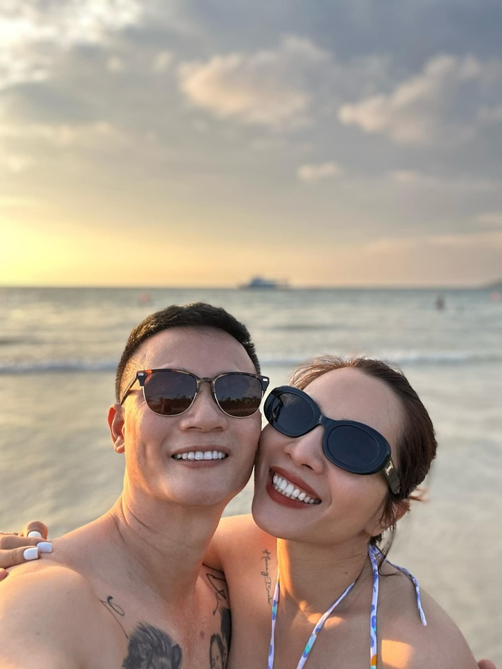 Ảnh vui sao Việt 6-4: Diệu Nhi bị ‘chọc quê’ khi đang xin lộc - Ảnh 4.