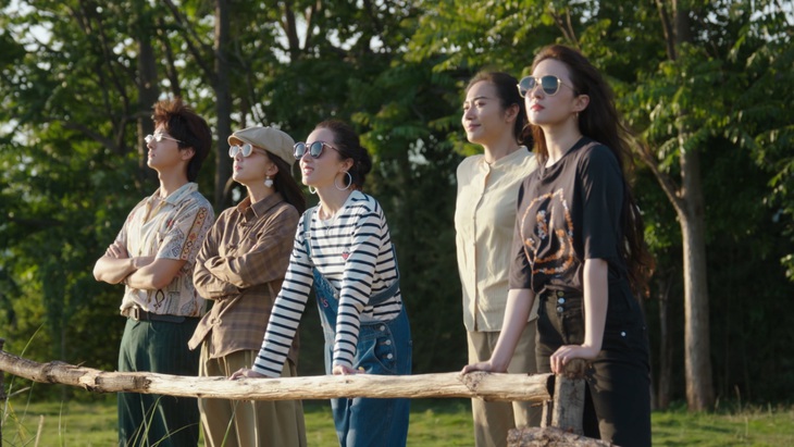 Chuyện tình ngọt ngào, lãng mạn của Lưu Diệc Phi - Lý Hiện ở Đi đến nơi có gió - Ảnh 5.