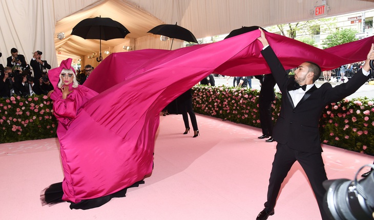 20 khoảnh khắc làm Met Gala trở thành sự kiện thảm đỏ đáng mong chờ - Ảnh 12.