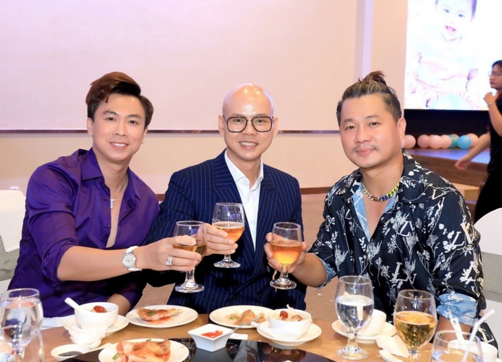 Vua nhạc sàn Lương Gia Huy U50 tiết lộ dự định sinh thêm con thứ tư - Ảnh 3.