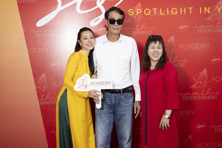 Cả showbiz Việt quy tụ mừng Nam Thư khai trương học viện dạy diễn xuất - Ảnh 5.