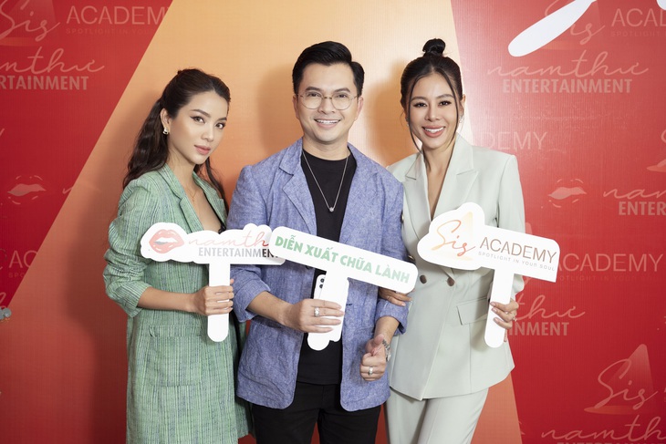 Cả showbiz Việt quy tụ mừng Nam Thư khai trương học viện dạy diễn xuất - Ảnh 12.