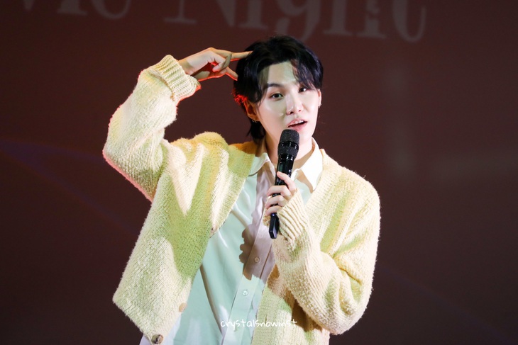 Suga là nghệ sĩ Hàn có tour diễn xếp thứ hạng cao nhất trong Top 50 do Pollstar bình chọn.