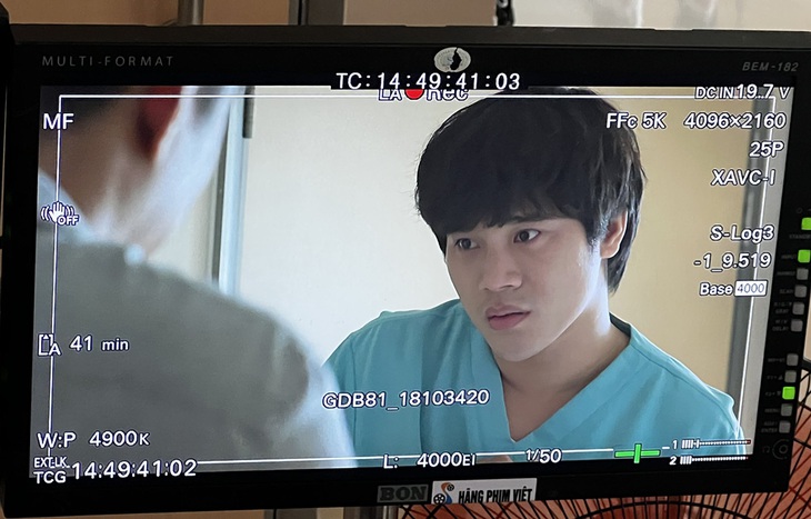 Trần Phong nhận vô số khen chê vì vai tự kỷ trong ‘Good Doctor’ bản Việt - Ảnh 2.