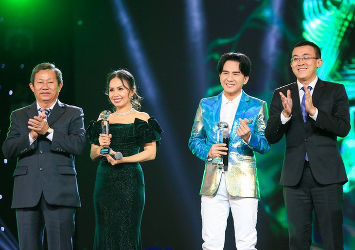 Nguyễn Nhất Huy mang bộ ba huyền thoại Đan Trường - Cẩm Ly - Lam Trường lên Đà Lạt - Ảnh 3.