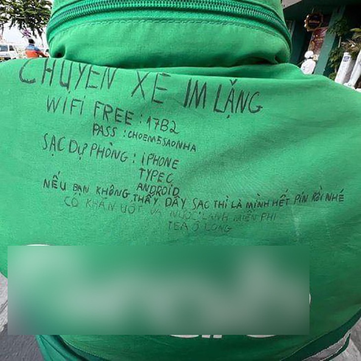 Ảnh vui 9-5: Chú chim cánh cụt đòi được ác - Ảnh 4.