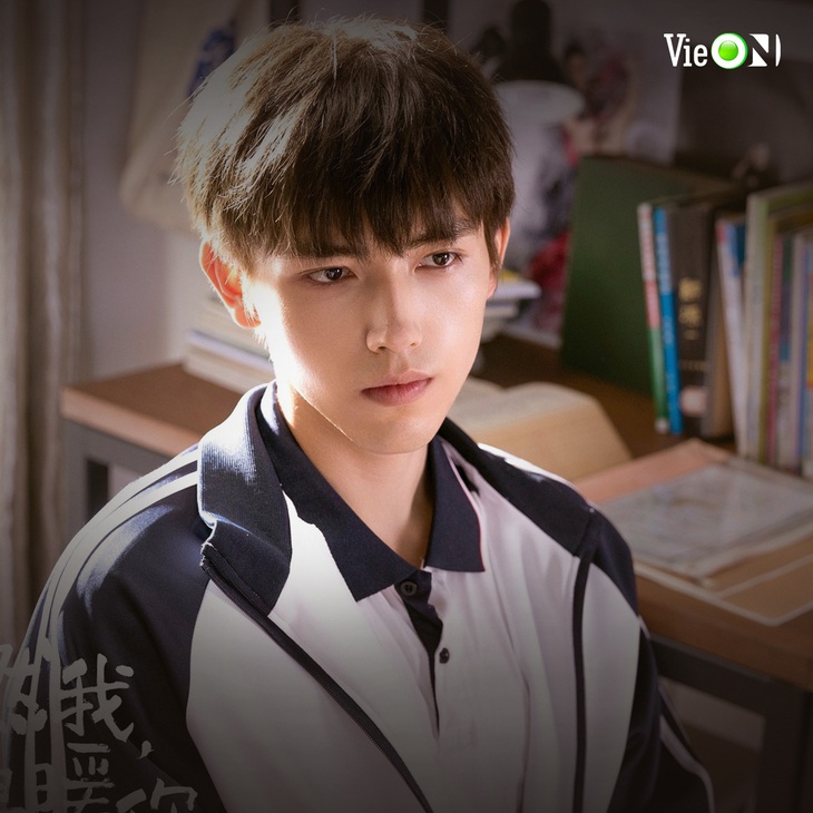 7 nam thần phim thanh xuân như xé sách bước ra của màn ảnh Hoa ngữ - Ảnh 11.