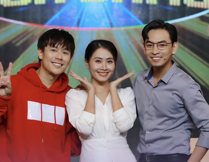 Kiều Oanh khen hết lời xem Huỳnh Quý lột xác thành bố dượng biến thái - Ảnh 1.