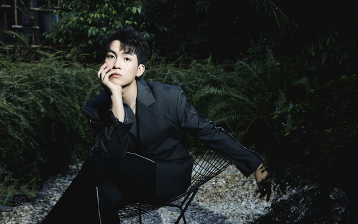 Vừa lên chức, Mew Amazing đã bị đồng nghiệp 