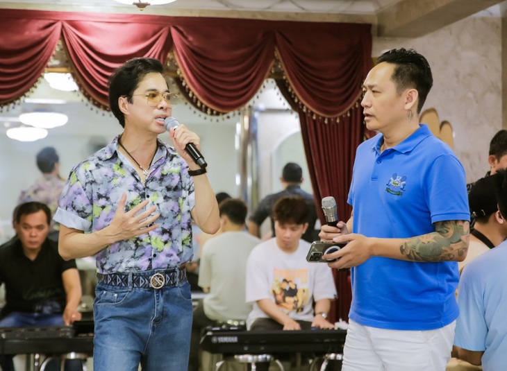 ‘Cháy vé’ đêm nhạc riêng của Ngọc Sơn tại miền Trung - Ảnh 3.