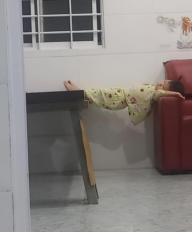 Ảnh vui 1-7: Đẻ con gái cho thùy mị nết na - Ảnh 1.