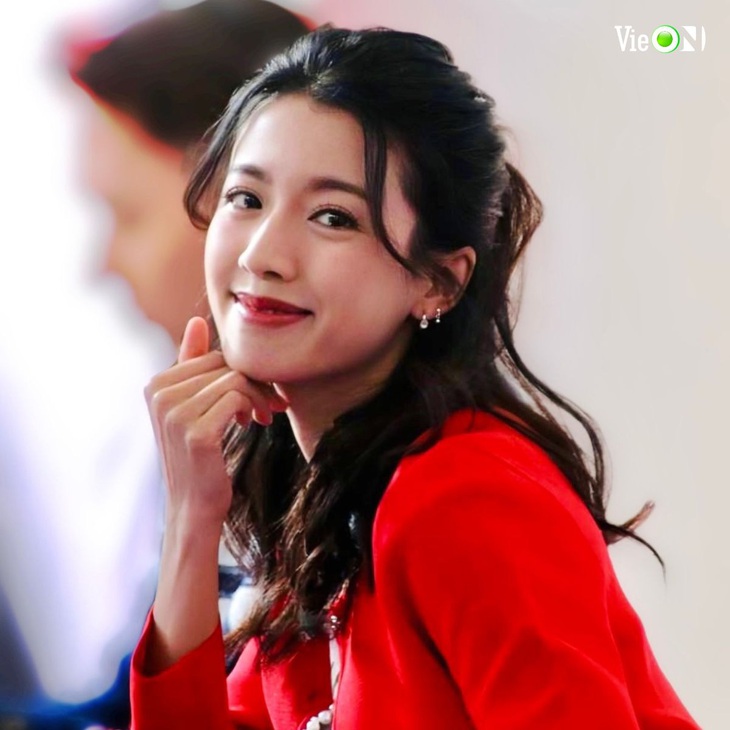 Danh hiệu Á hậu cuộc thi Hoa hậu Hong Kong 2013 giúp Thái Tư Bối mở ra cánh cửa sự nghiệp nở rộ với diễn xuất. Cô được TVB lăng xê và ưu ái khi trở thành gương mặt cho nhiều nhãn hàng, dự án quảng cáo và vai diễn ăn khách như Đại soái ca, Doanh môn ám chiến, Đặc cảnh sân bay, Phi hổ 3, Đội hành động liêm chính, Bằng chứng thép 5...