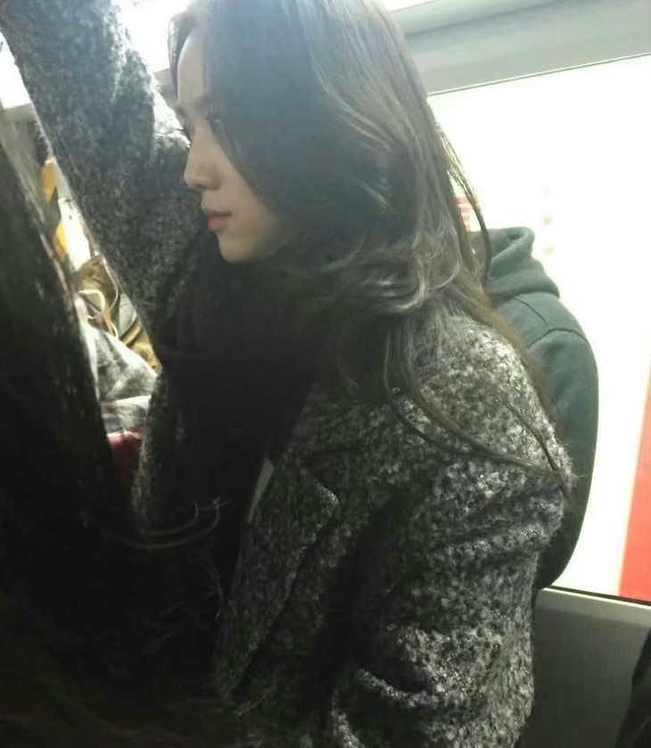 Hình ảnh Thang Duy đi tàu điện ngầm trở nên nổi tiếng