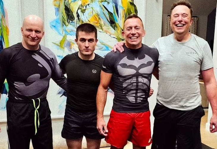 Elon Musk "nửa đùa nửa thật" về việc tập luyện trước màn tỉ thí.