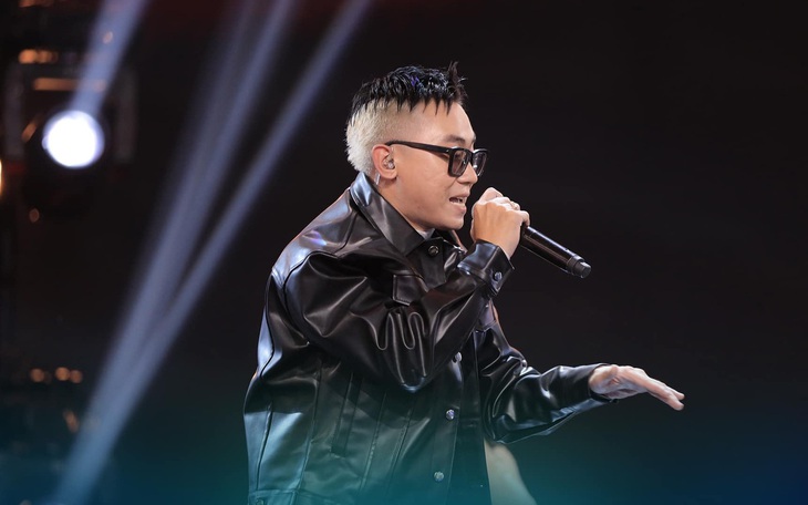 Sợ vợ bắt ngủ đất, học trò B Ray năn nỉ khán giả bình chọn