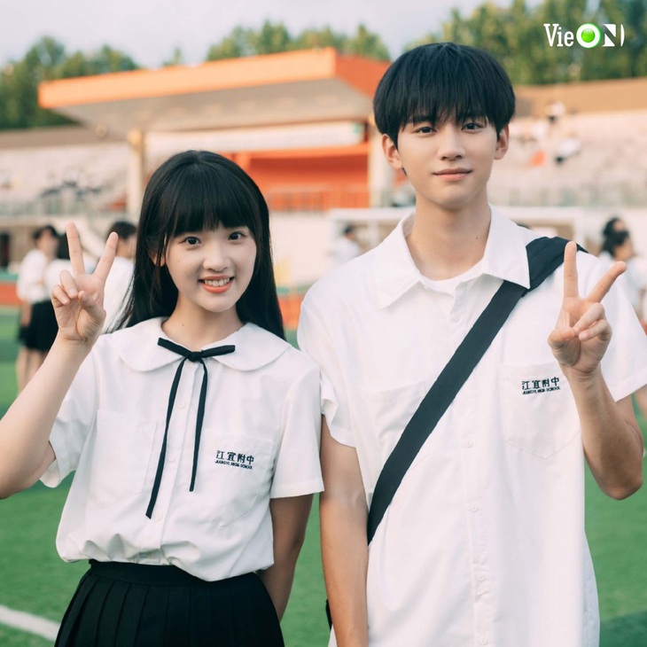 Hai diễn viên chính trong Khi anh chạy về phía em