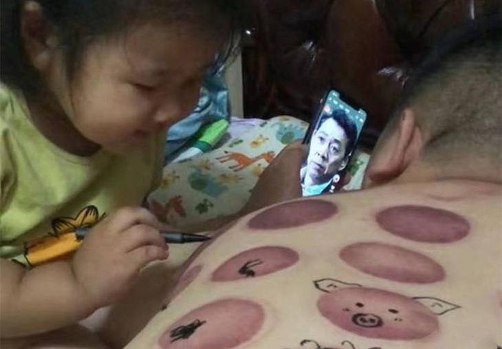 Không ngờ con gái mình có hoa tay phết!