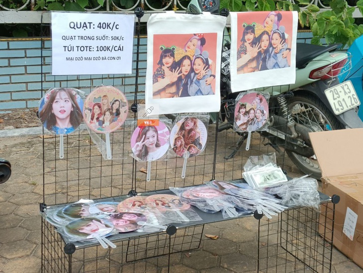 "Những doanh nhân" này thậm chí được khen là thức thời.