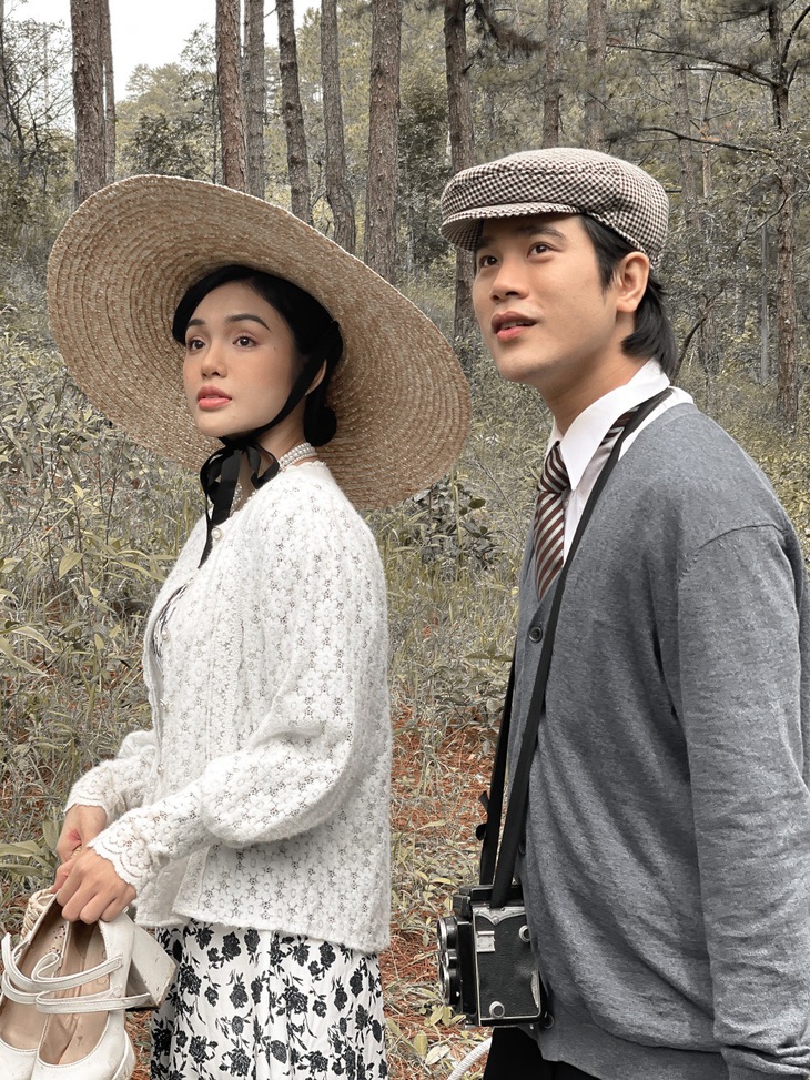 Lần đầu đóng phim xưa chiếu VTV, Trần Phong chịu áp lực lớn - Ảnh 1.