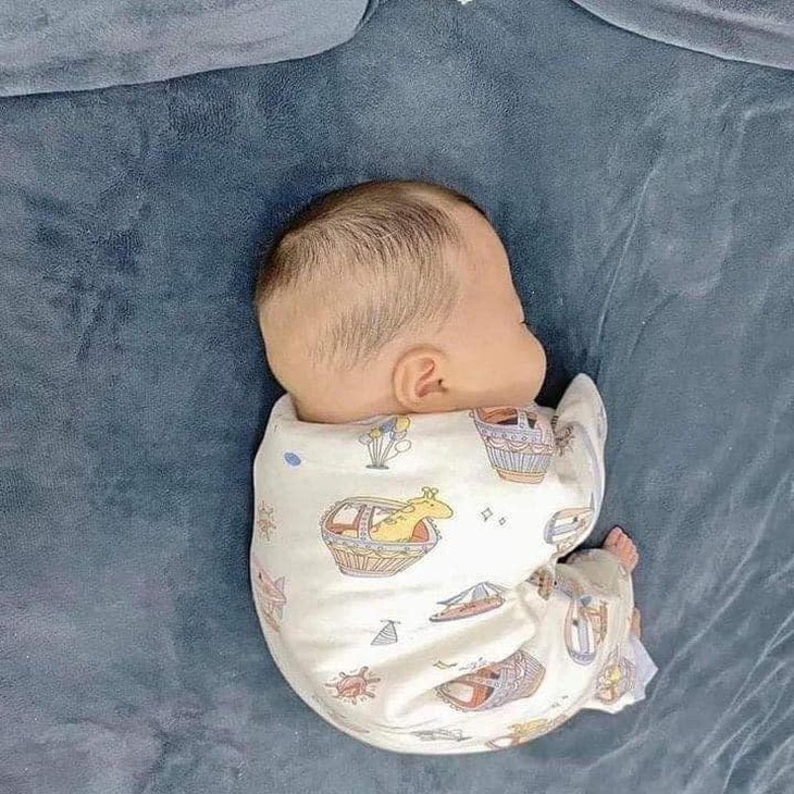 Ông bố "dìm hàng" con.