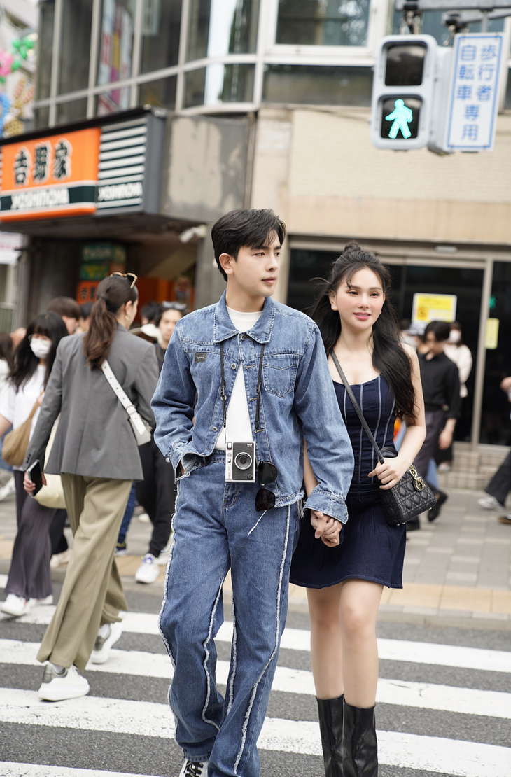 Ông xã Kin Nguyễn tiếp tục xuất hiện trong MV mới nhất của Thu Thủy.