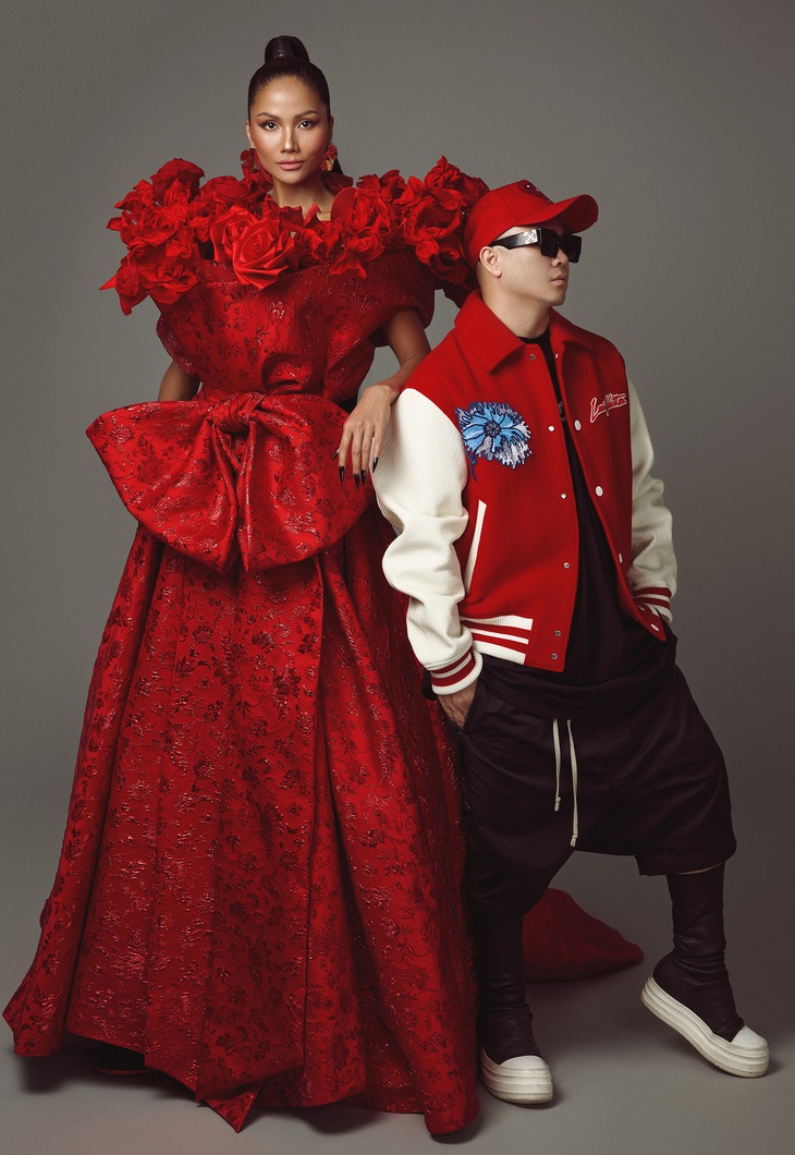 Nhà thiết kế Đỗ Mạnh Cường cùng hoa hậu H'Hen Niê