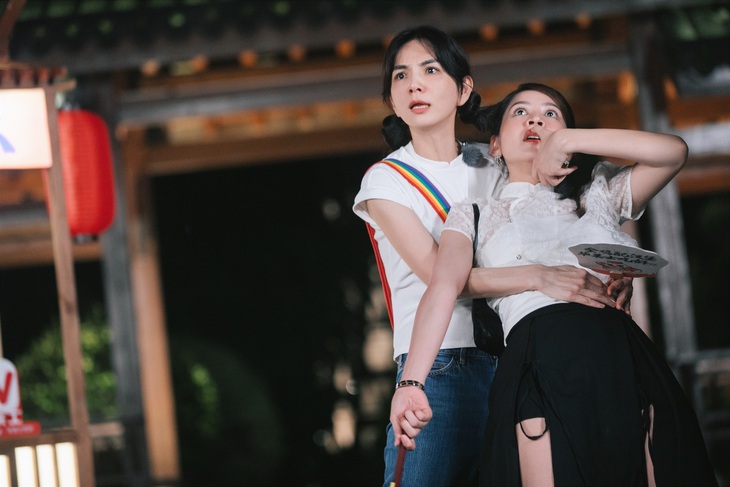 Sau Đạp gió 2023, Chi Pu tiếp tục quảng bá văn hoá Việt Nam trong show ẩm thực Trung Quốc - Ảnh 1.