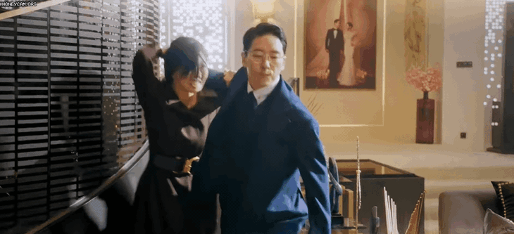 Dàn diễn viên đỉnh cao của Penthouse đã tạo nên sự thành công vượt ngoài mong đợi của bộ phim trong suốt ba phần.