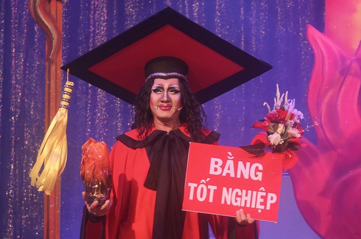 NSƯT Thành Lộc có màn "bắt trend" cực hài hước trong Ngày xửa ngày xưa 34.