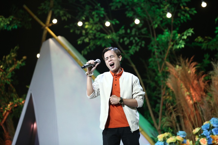 Tuấn Dũng nhận cát sê 15.000 đồng cho vai diễn đầu tiên