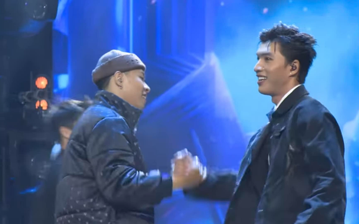 Nhắc chuyện 'cà hẩy' của Hieuthuhai, Trấn Thành hai lần đứng hình - Ảnh 1.