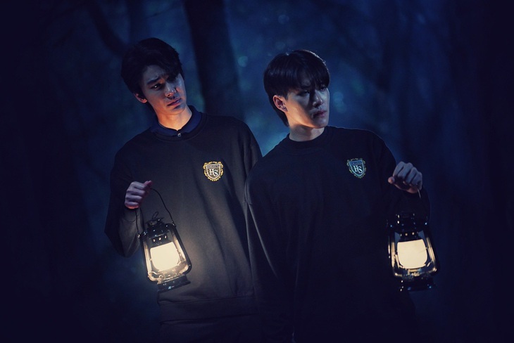 Trường học nội trú có sự góp mặt của bộ đôi "F4 Thái Lan" Nani Hirunkit và Dew Jirawat được khán giả Việt rất yêu mến