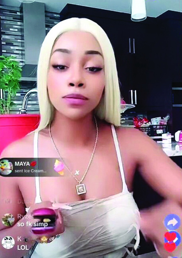 @pinkydoll - streamer theo phong cách NPC.